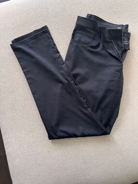 Men’s Travis Matthew Pants Black Size 34